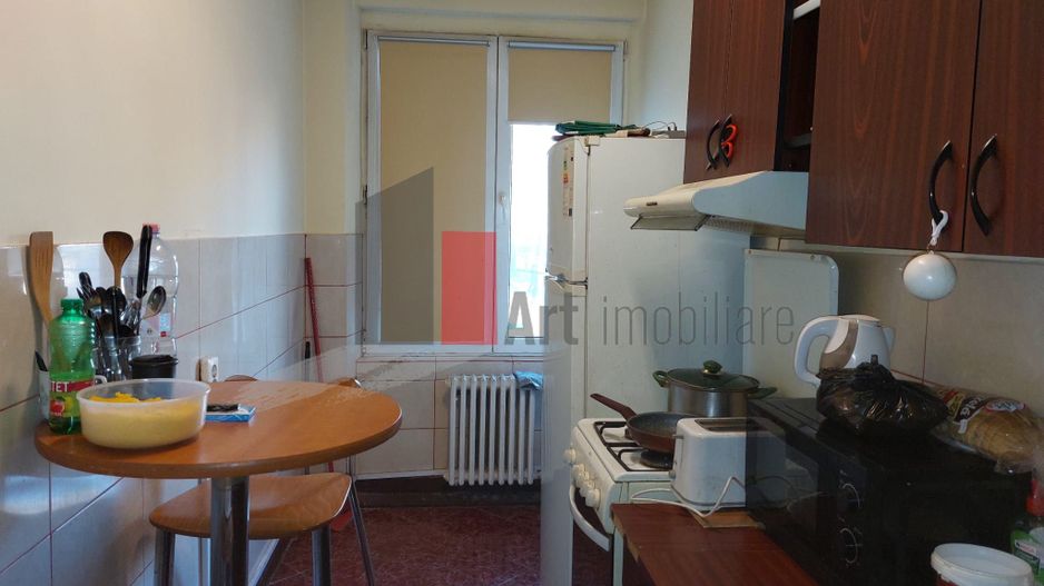 Apartamentul "SUPERMETO", pozitie foarte buna, amenajat - Poză 9
