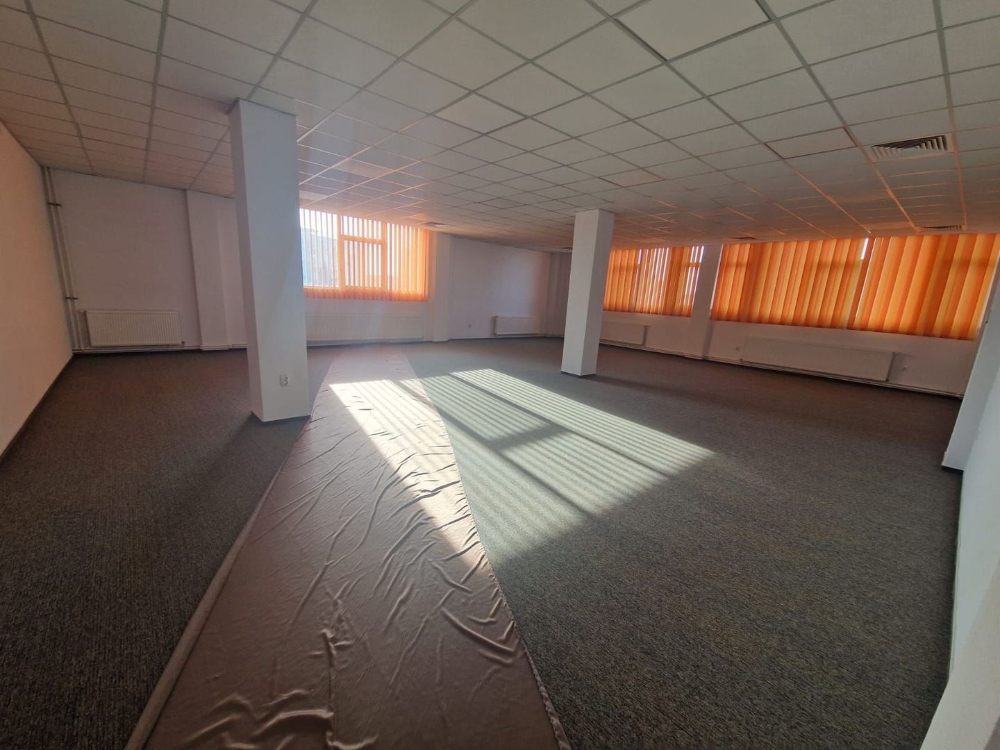 Spatiu pentru birouri de inchiriat in Sibiu in  zona ultracentrala - Poză 3