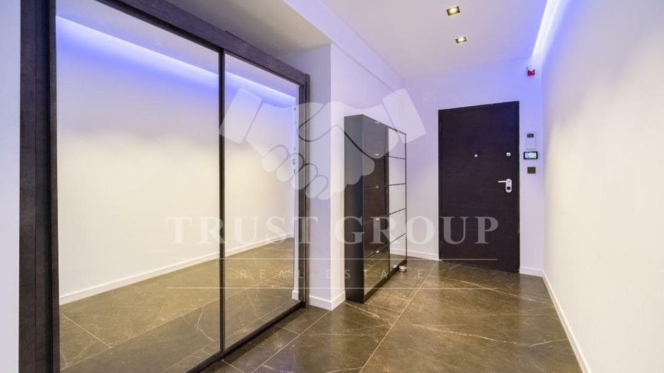 Penthouse de 263mp cu terasă de 165mp & vedere catre lacul Floreasca | 2 Garaje - Poză 23
