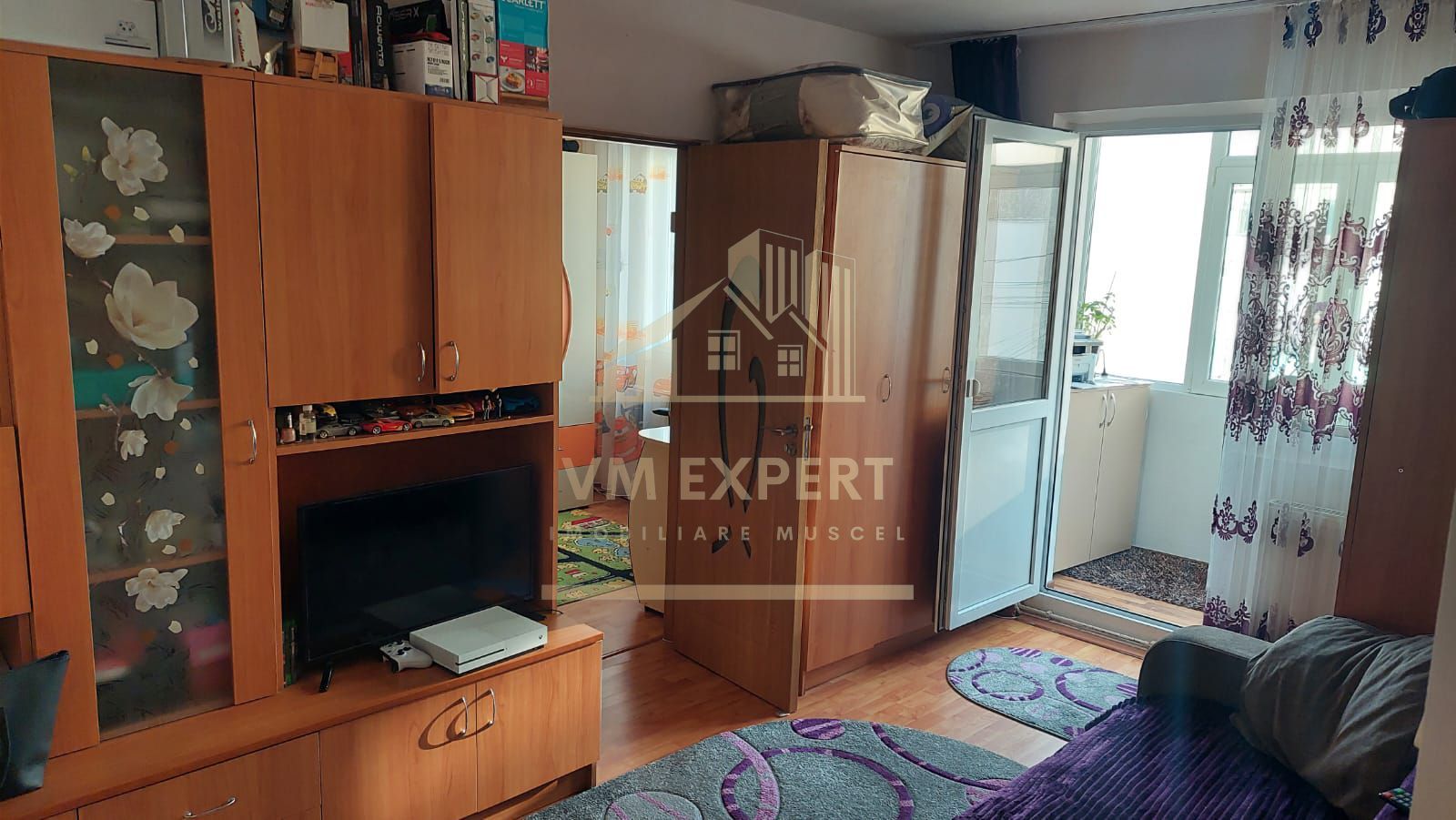 APARTAMENT 2 CAMERE, ETAJ 2, CAMPULUNG, ZONA TURN - Poză 1