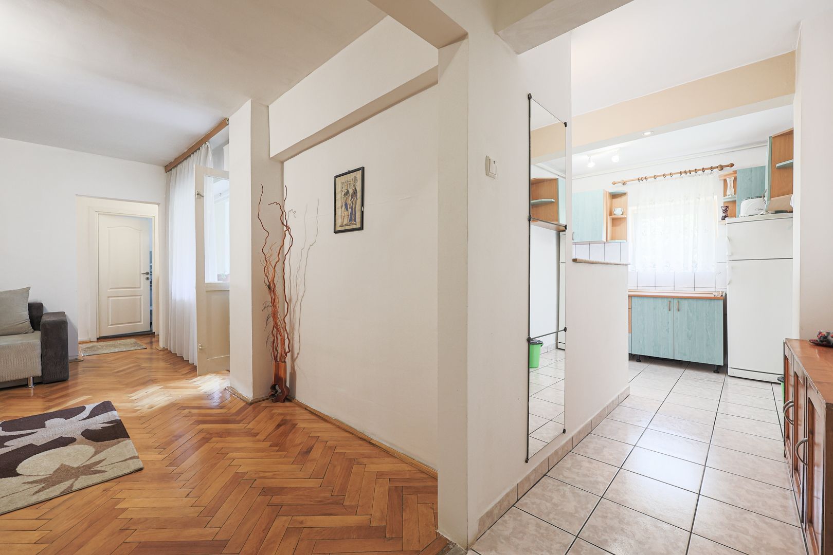 Vândut! Apartament cu 2 camere in Z24 - Vlaicu Arad - Poză 2