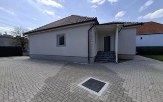 Casa renovata total- zona Calea Poplacii cu teren de 454 mp - Poză 1