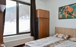 Pensiune la cheie de vanzare | 10 camere | Sacele, Brasov - Poză 26