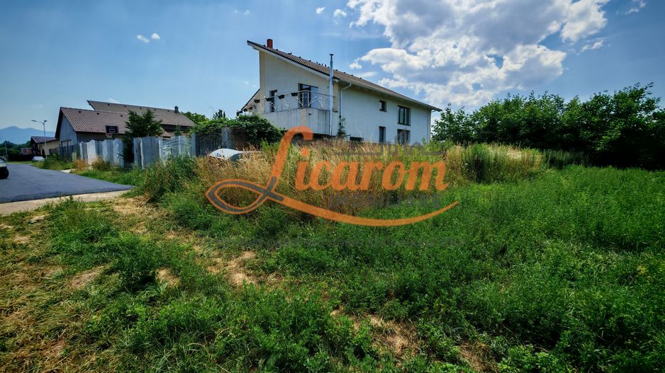 Teren intravilan Stupini ,Central, 823mp,Utilitati,83000 eur - Poză 1