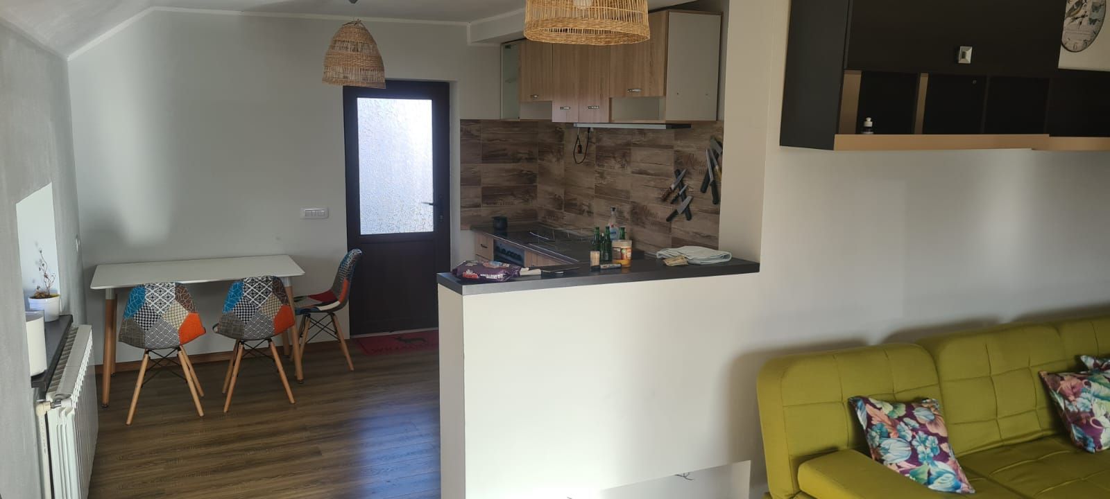 Refugiu la munte - casă cu 3070 mp teren și vedere spre Vârful Rânca - Poză 20