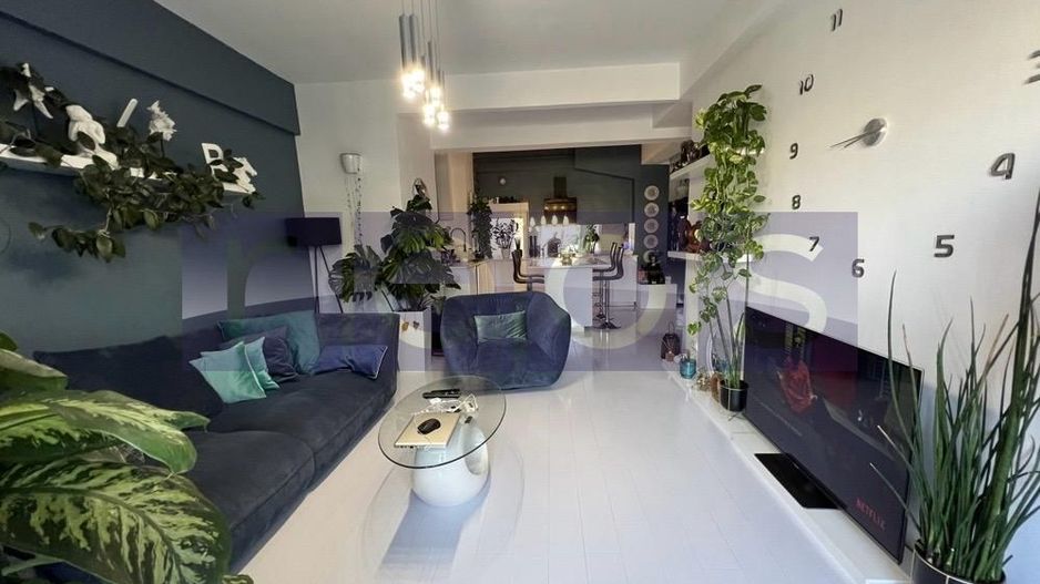 DE VÂNZARE | APARTAMENT 3 CAMERE | TERASA 30 MP CENTRAL MAGHERU - Poză 4