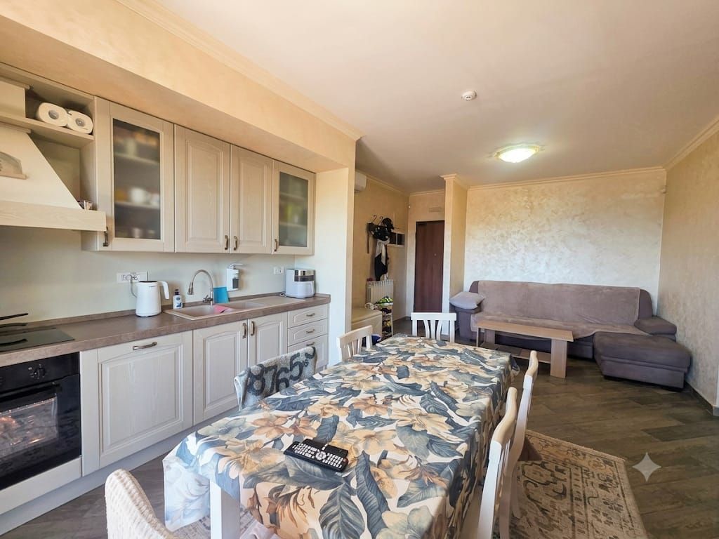 Vanzare apartament 3 camere, bloc nou in Mamaia, vedere lac, aproape plaja - Poză 5
