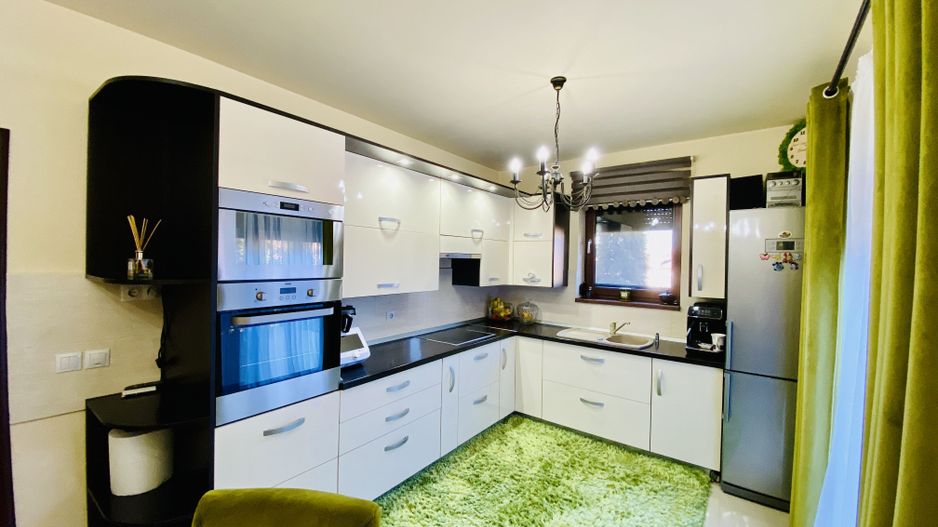 Casa moderna, individuala cu Garaj - Sura Mare - Poză 15