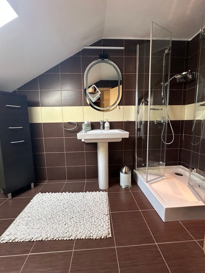 Casa Parter + Mansarda în Braytim - Poză 30