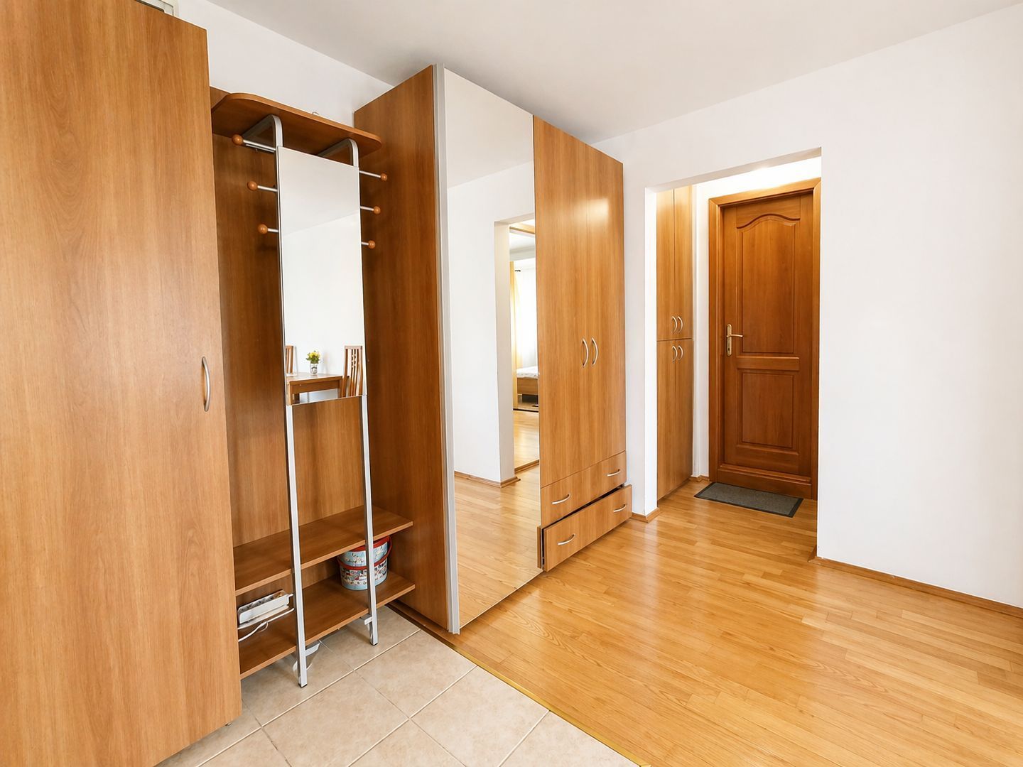 Apartament langa Facultate, 2 camere, Micalaca zona 300 - Poză 7