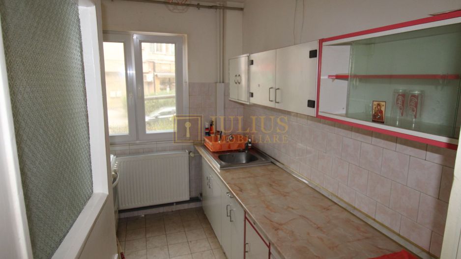 3 camere, centrala termica, aproape de magazine, farmacii, shooping city - Poză 4