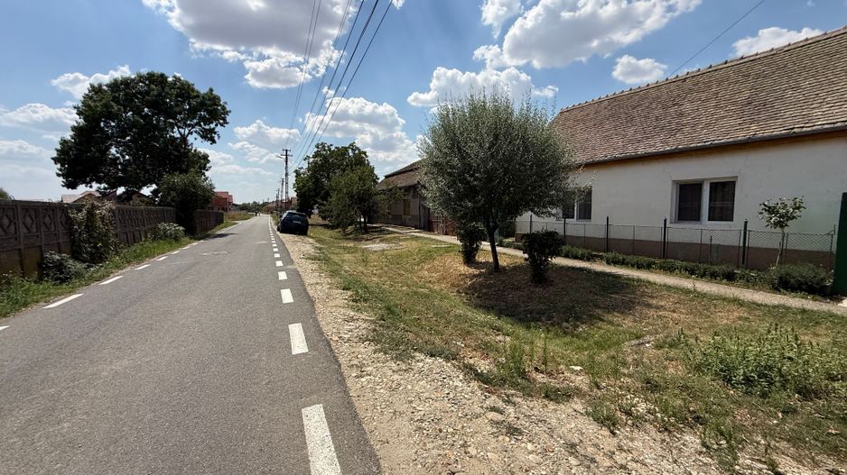 Casă de vânzare comuna Jebel, 20 min de Timișoara. - Poză 3