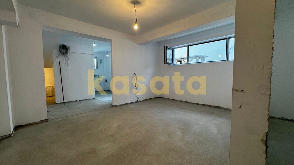 OPORTUNITATE | 2 CAMERE CU CURTE 80 MP | INTIMITATE ȘI CONFORT ÎN ORAȘ - Poză 1