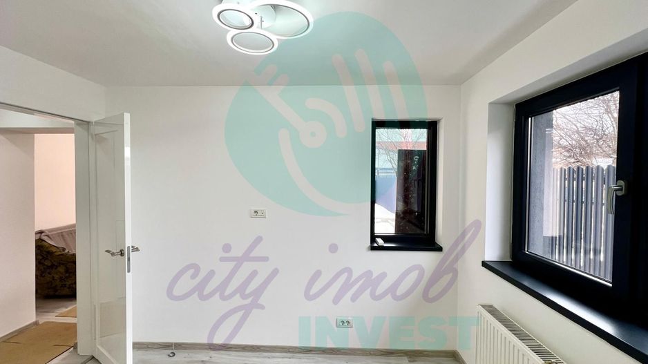 Două corpuri de casă | Birouri / Locuire | Curte 189mp| Șoseaua Alexandriei - Poză 5