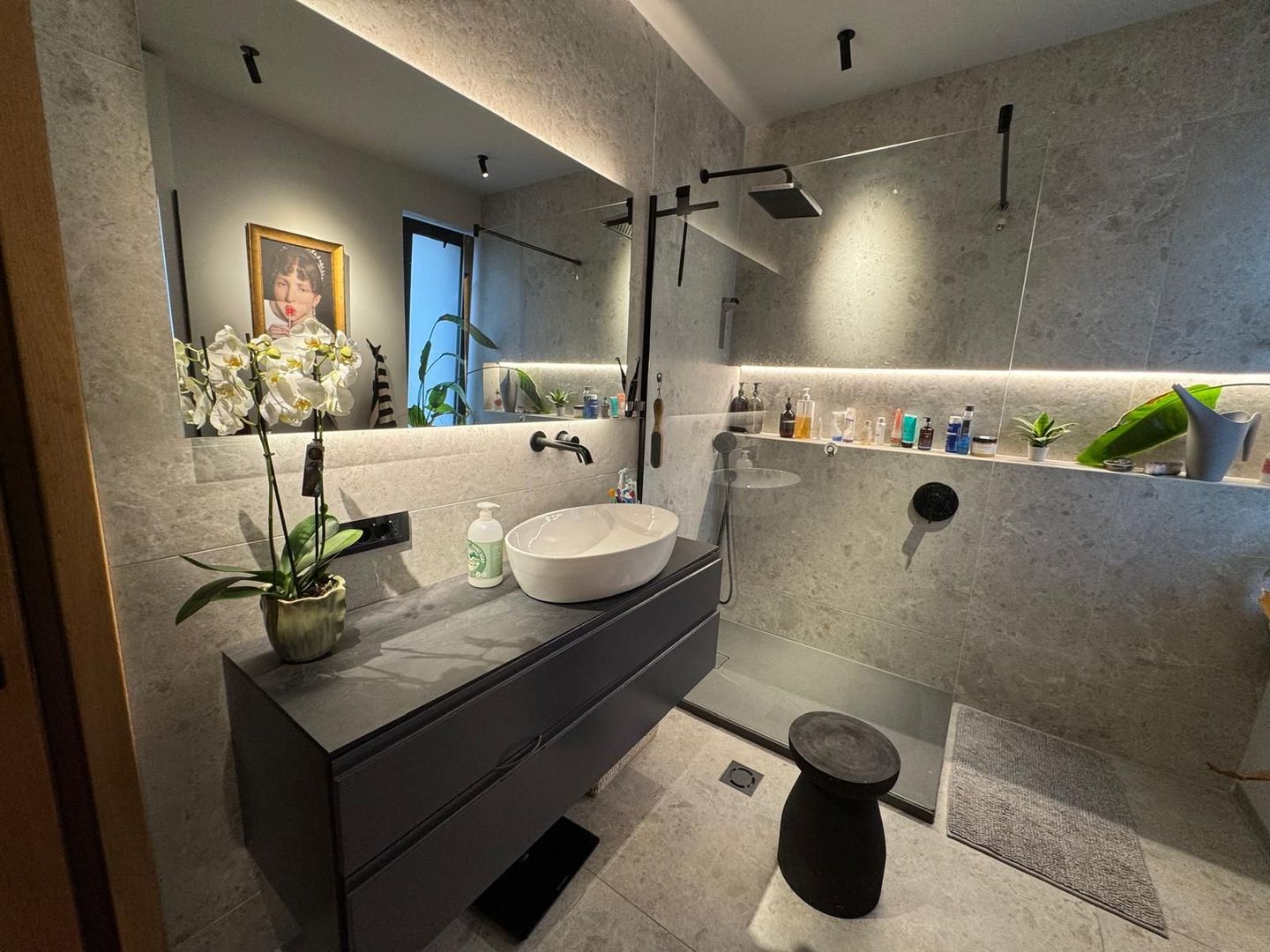 OFERTA Zona Herastrau, Vila Lux 4 cam, 3 bai, curte individuala 100 mp - Poză 16