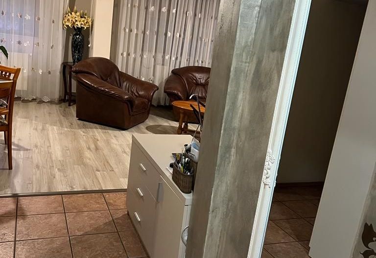 De inchiriat apartament cu 3 camere, str. Anghel Saligny, 450 euro - Poză 2
