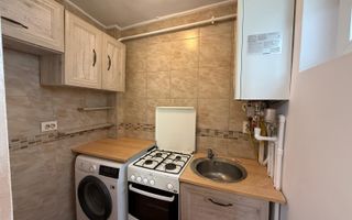Apartament de vânzare cu 3 camere – Zona Bulevard - Poză 6