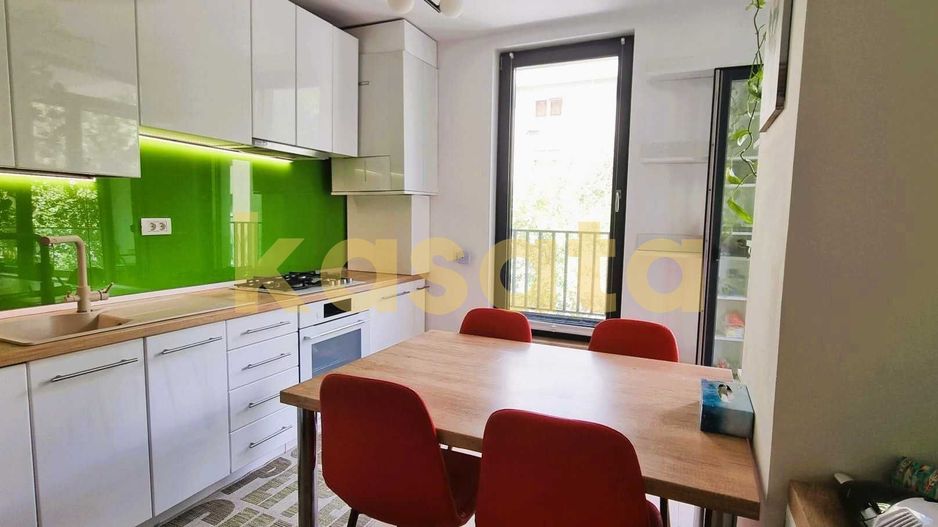 Apartament spațios cu 4 camere de închiriat în zona Aviației - Poză 4
