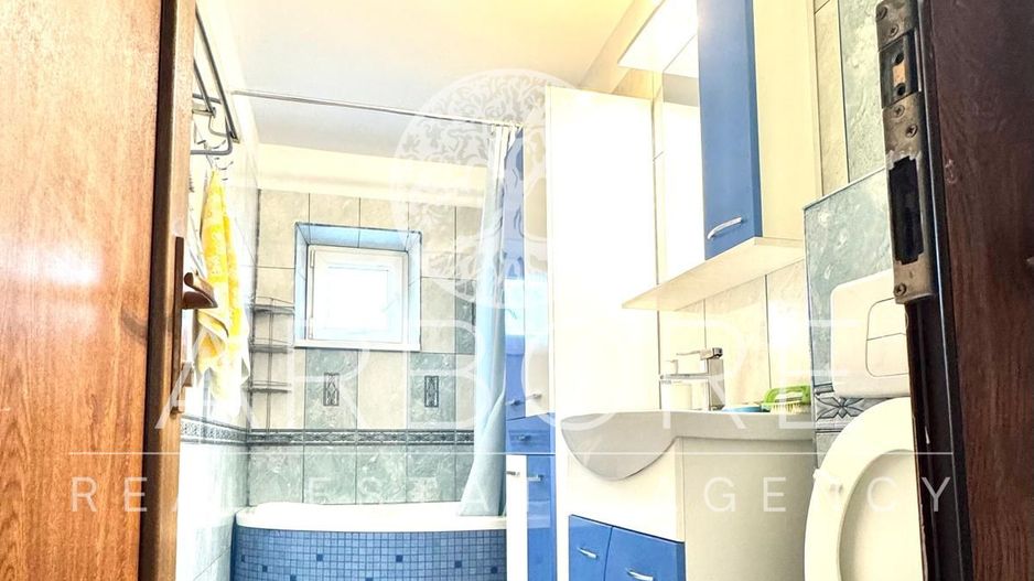 Apartament 3 camere de închiriat–Loc de parcare inclus - Poză 13