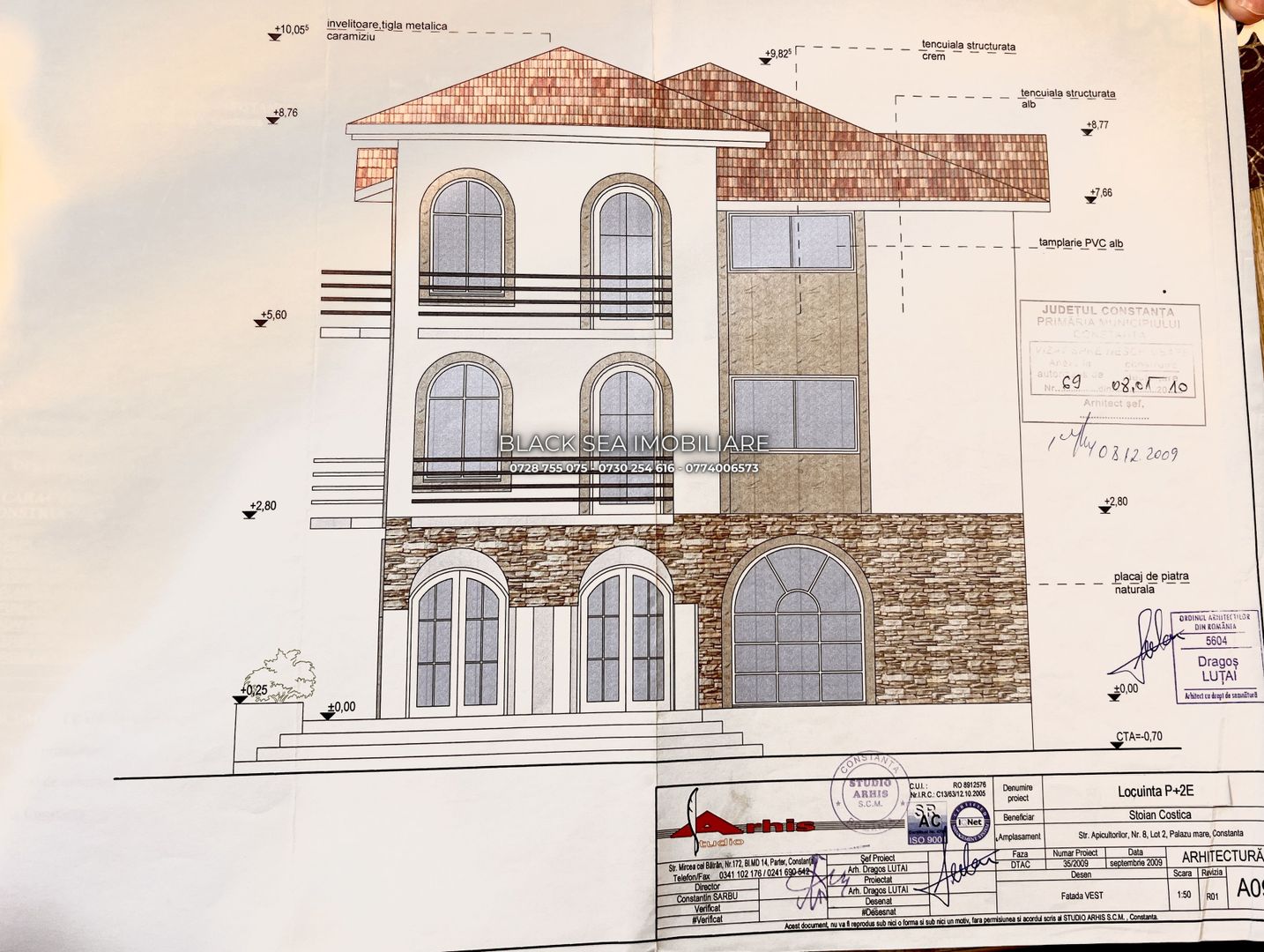 Vila P+2 E De vanzare!!! 14 Camere, 12 dormitoare l zona Palazu Mare - Poză 8