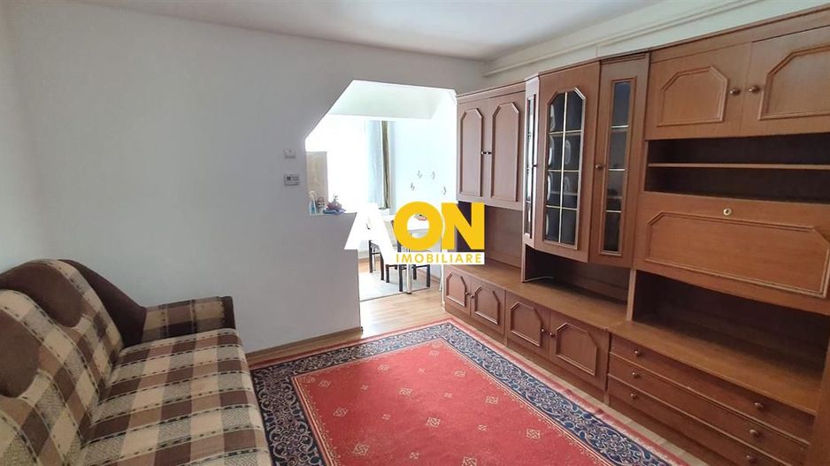 Garsoniera mobilata utilata etaj 3 Cetate - Poză 1