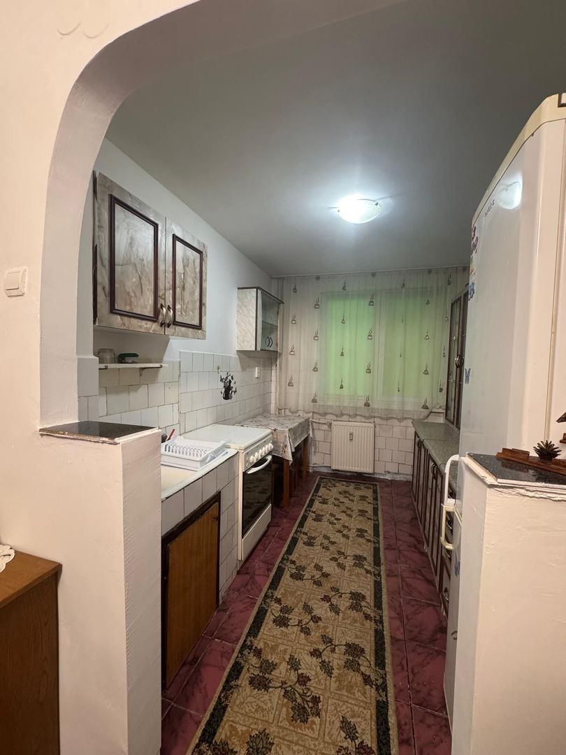 Apartament 2 camere zona Rogerius - Poză 4
