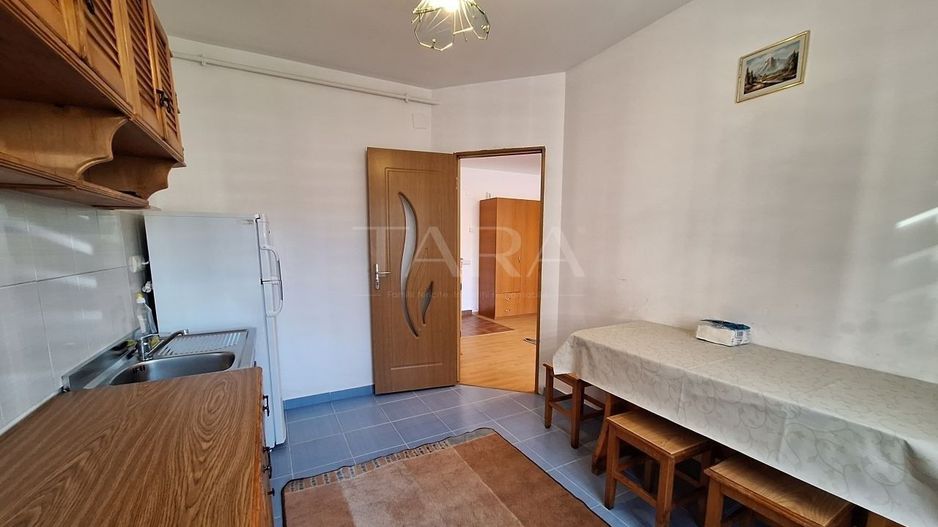Apartament modern cu o cameră de vânzare în zona Luxor - Poză 4