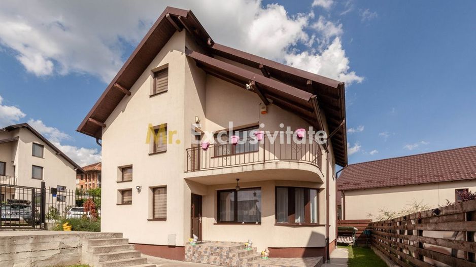 Casa cu 5 camere Stefanesti, Aleea Viilor, AG - Poză 1