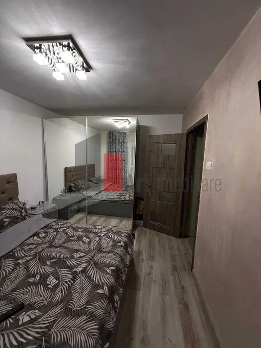 0% Comision, Vanzare Apartament 2 cam, et 3/10, Zona Jiului - Poză 1