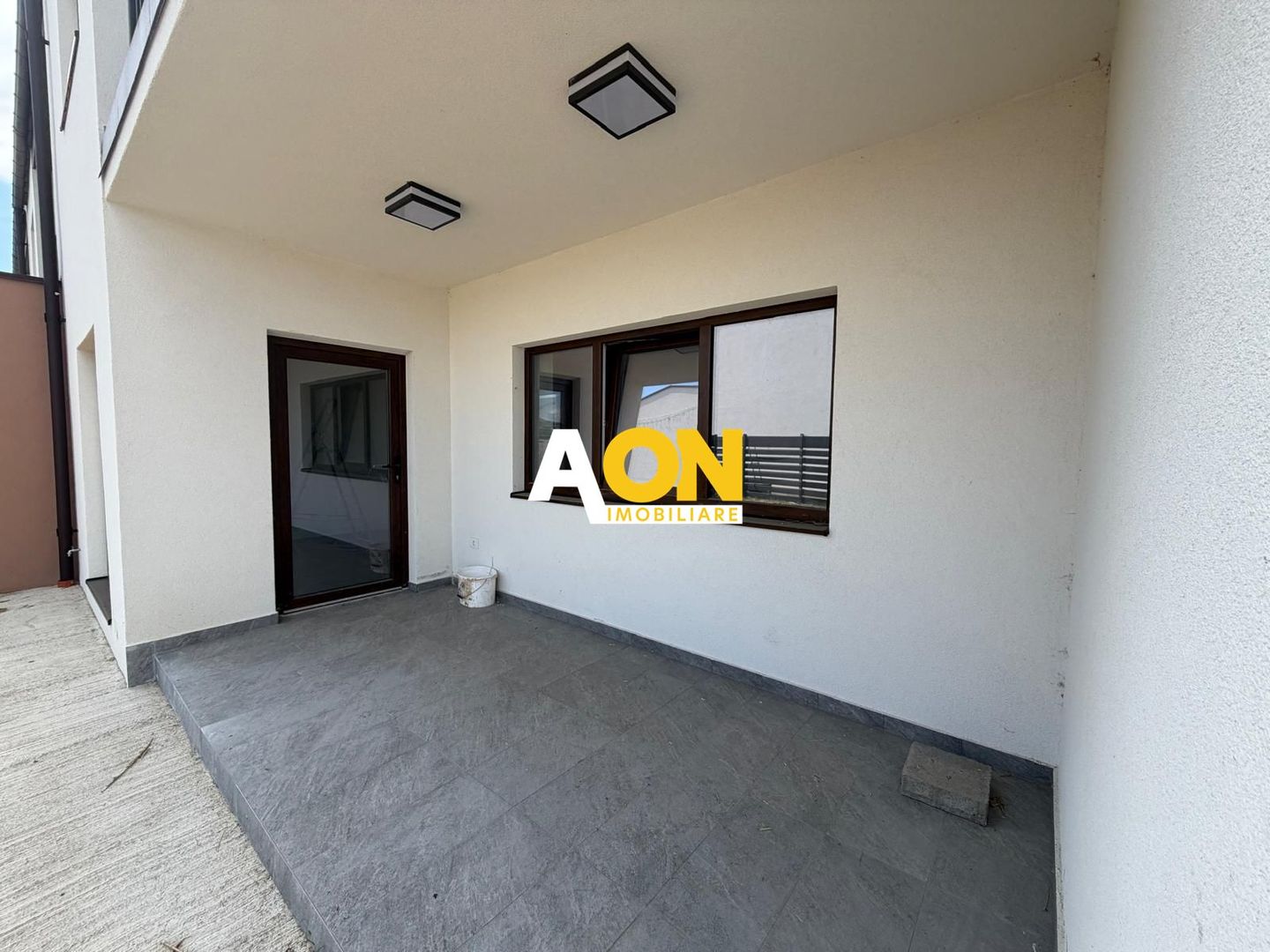 1/2 Duplex 4 Camere, 3 Bai, 2 Balcoane, 431mp Teren - Poză 4