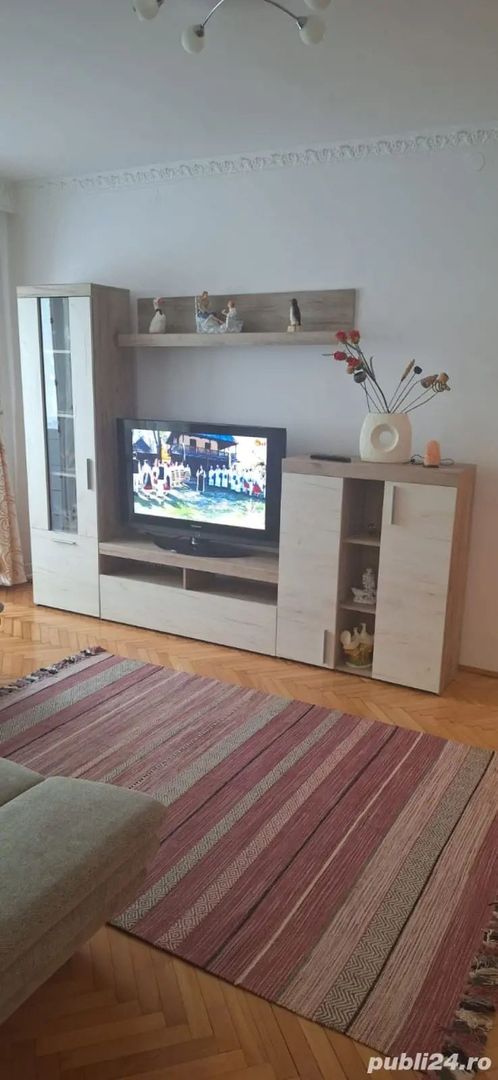 Închiriere apartament - Poză 1