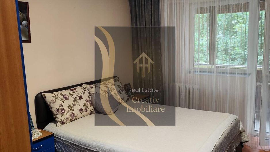 Apartament de vanzare 4 camere - Poză 6