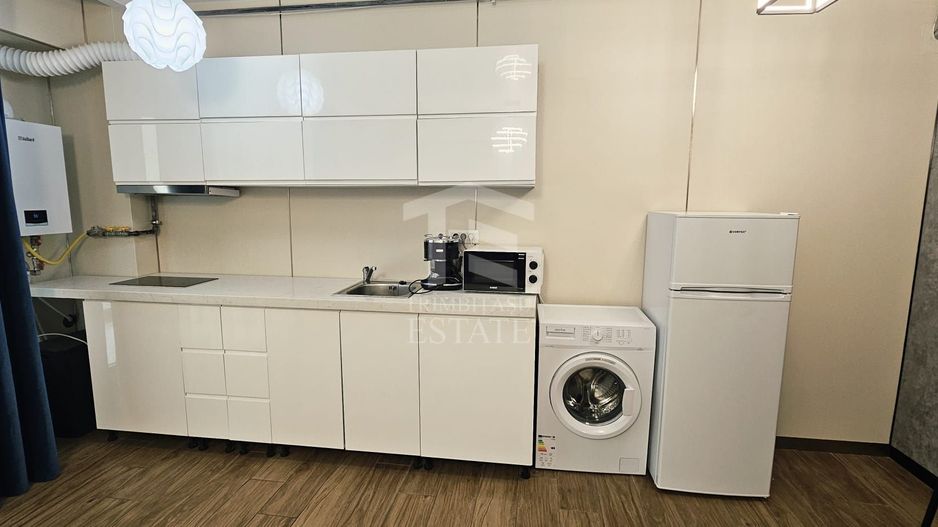 Apartament cu 2 camere Mamaia Nord, primul rand la mare, termen lung - Poză 5
