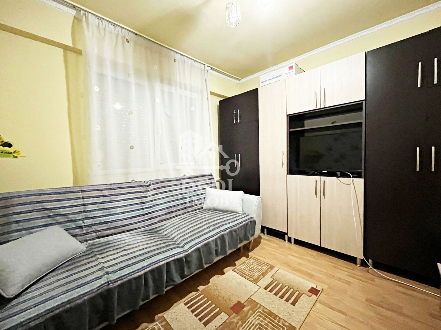 Apartament cu 2 camere de vanzare zona Rogerius, Oradea - Poză 3