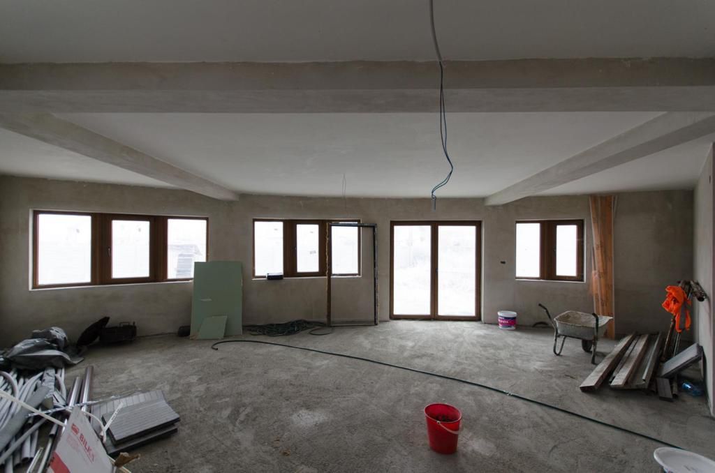 Casă individuală cu 5 camere în Vladimirescu - Poză 6