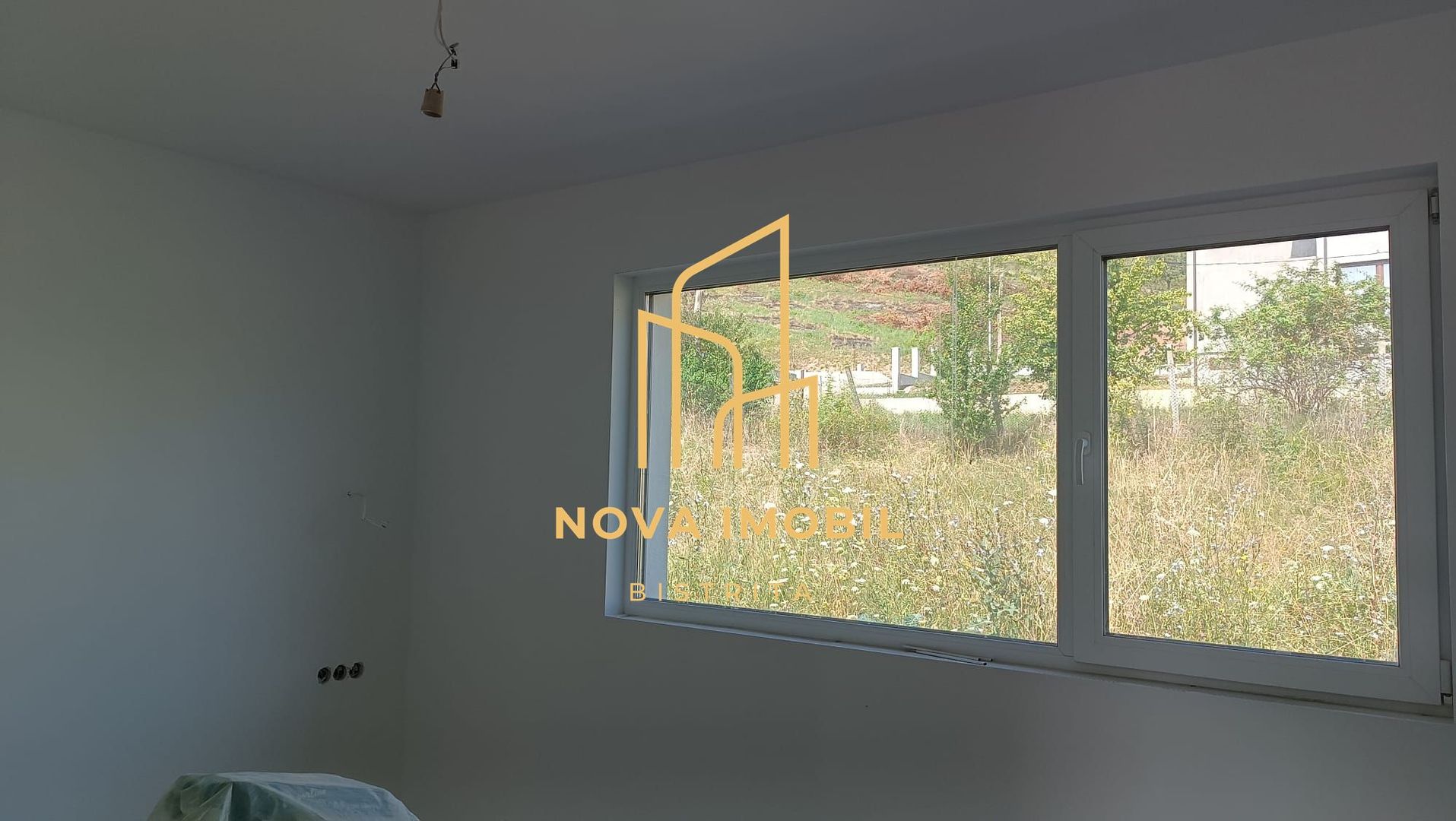 Case la cheie in Viisoara cu o panorama superba - Poză 14