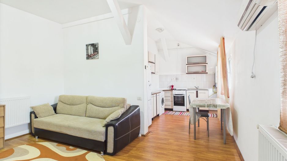 Apartament 2 camere zona Soarelui - Poză 1