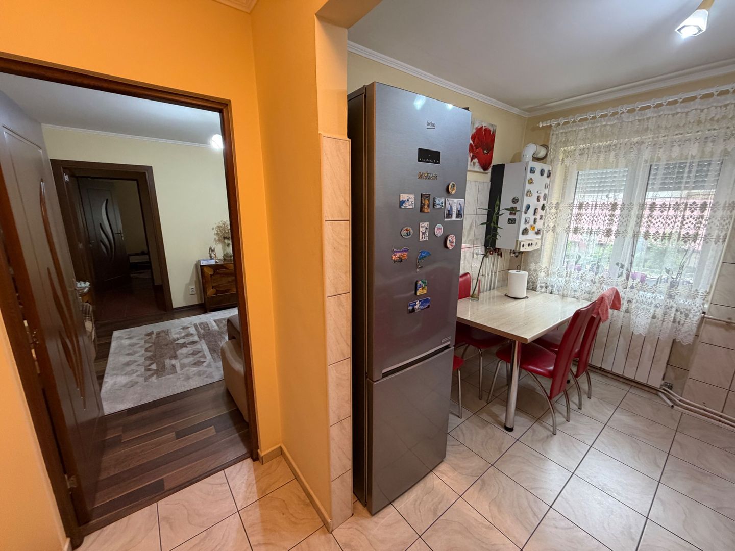 Apartament 2 camere, parter - zona Cetate - Poză 6