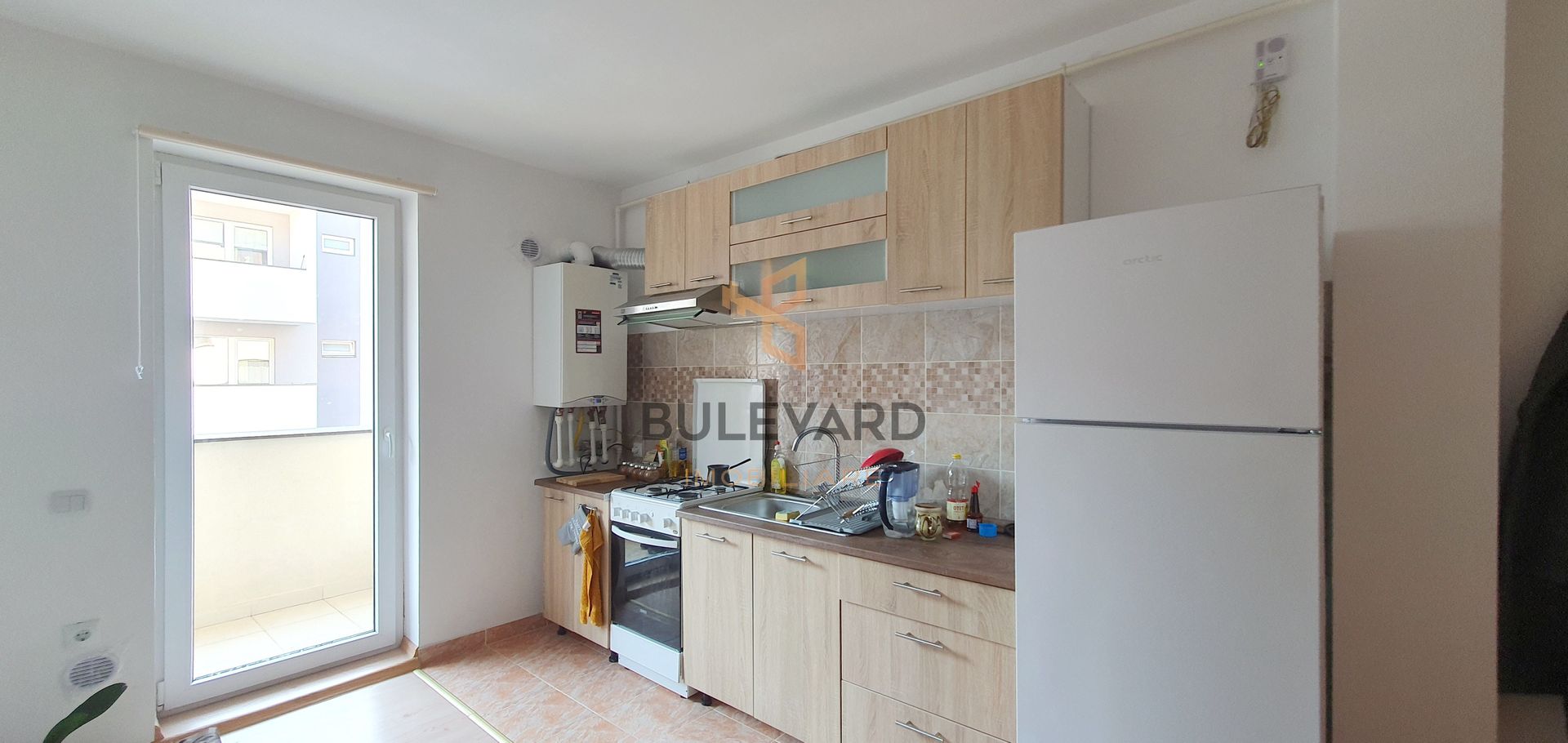 Apartament cu 2 camere+parcare , zona Terra! - Poză 4