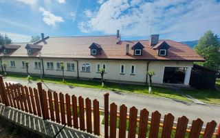CASA DE INCHIRIAT I CISNADIE I SPATIU EDUCATIONAL - Poză 3