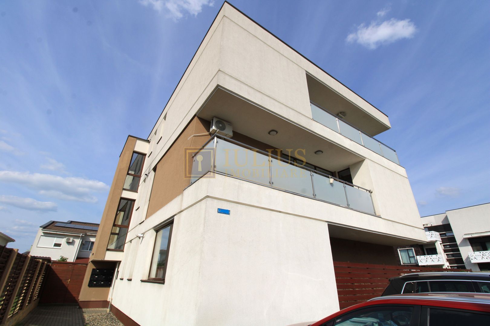 3 camere in Dumbravita; et II, str Rozelor, cartier deosebit. - Poză 23