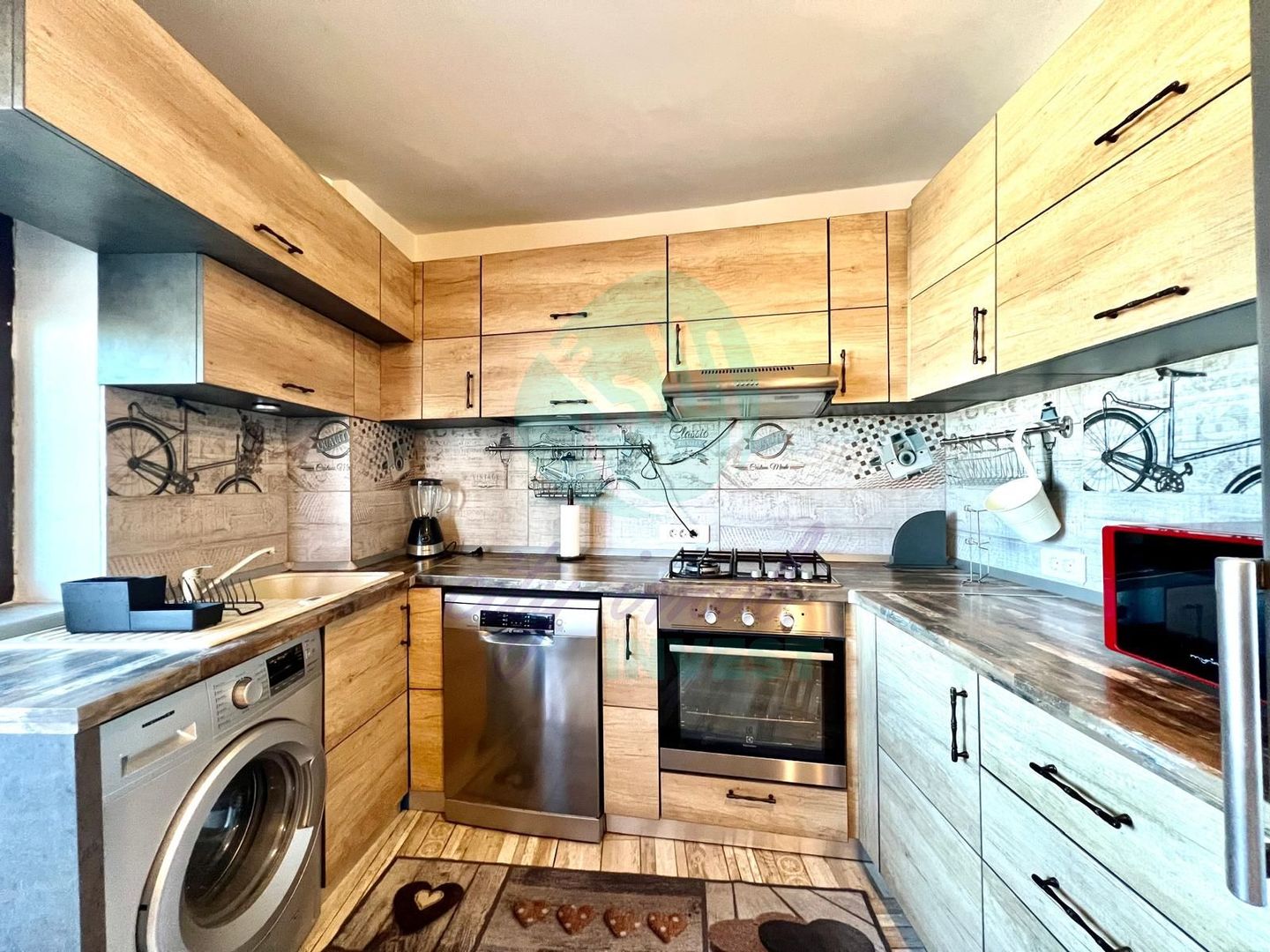 4 camere pe Bulevardul Unirii- Bloc monolit 1995 - Poză 3