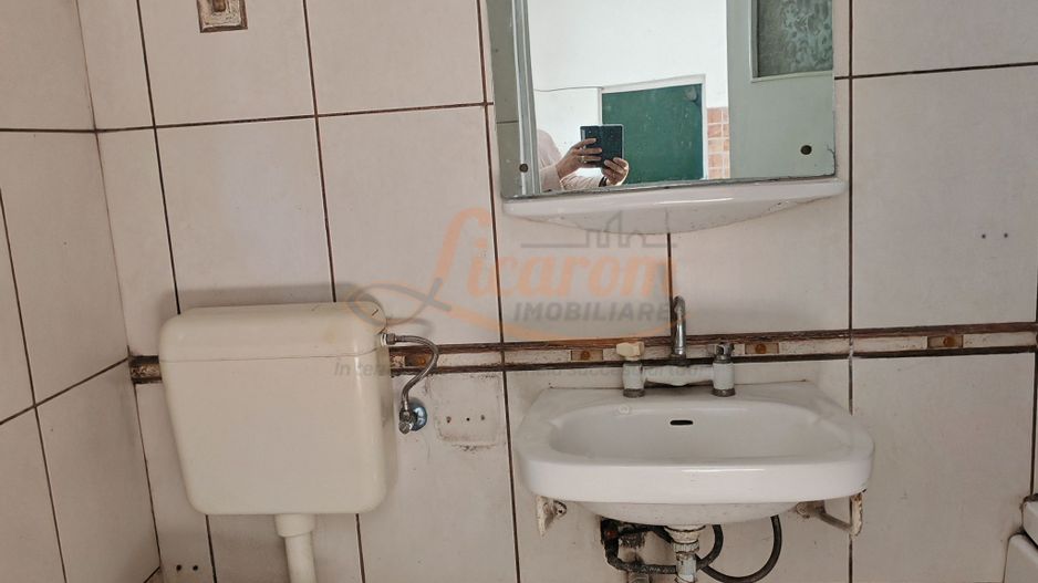 Casa singur in curte zona ZONA ISTORICA langa Seminarul Teologic - Poză 10