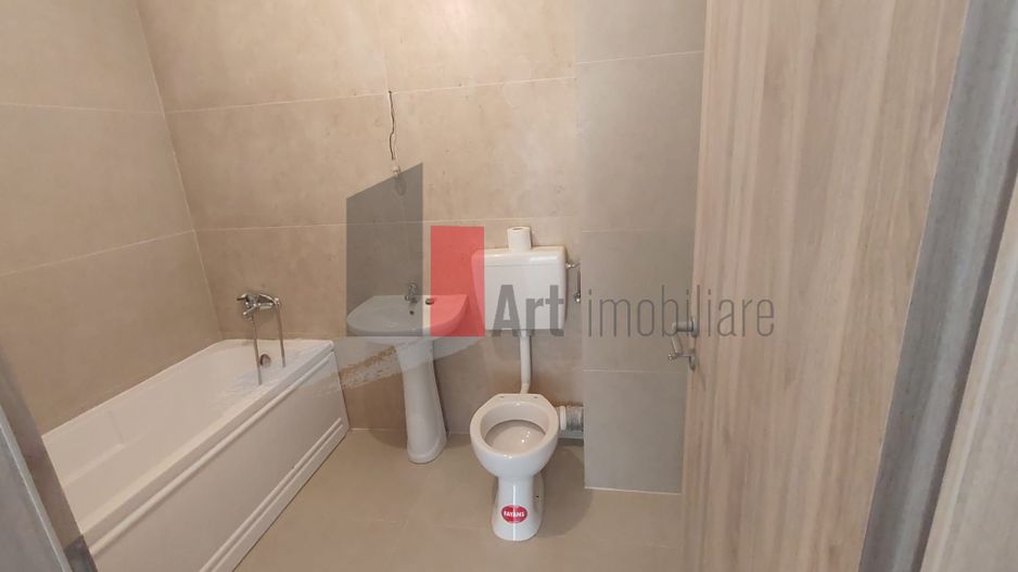 Vânzare apartament decomandat 2 camere cu centrală Turnu Măgurele - Aurel Perșu - Poză 1