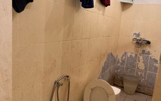 Apartament 2 camere - baie si bucatarie separate, singur pe etaj. - Poză 5