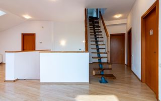 Oportunitate! Vila spatioasa cu piscina Iancu Nicolae - Teren 990MP! - Poză 10