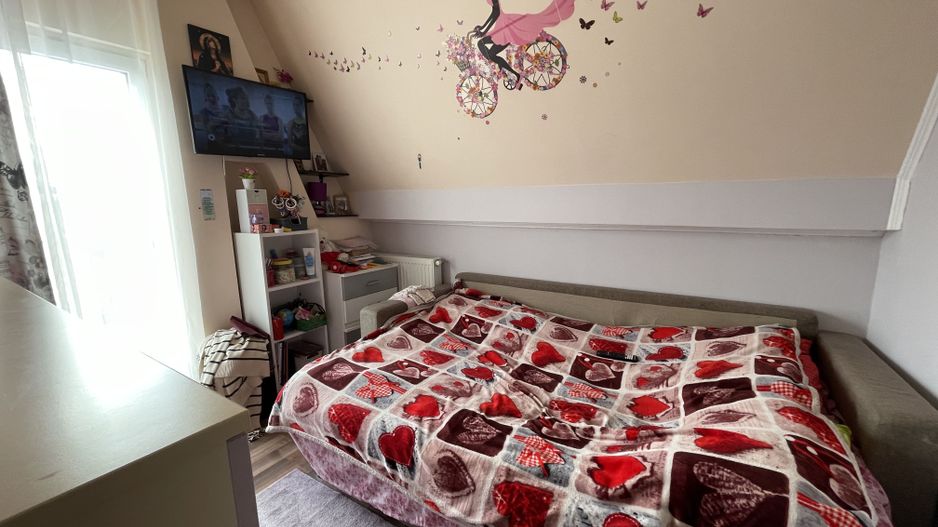 Locuinta luminoasa la mansarda-constructie 2013 - Poză 11