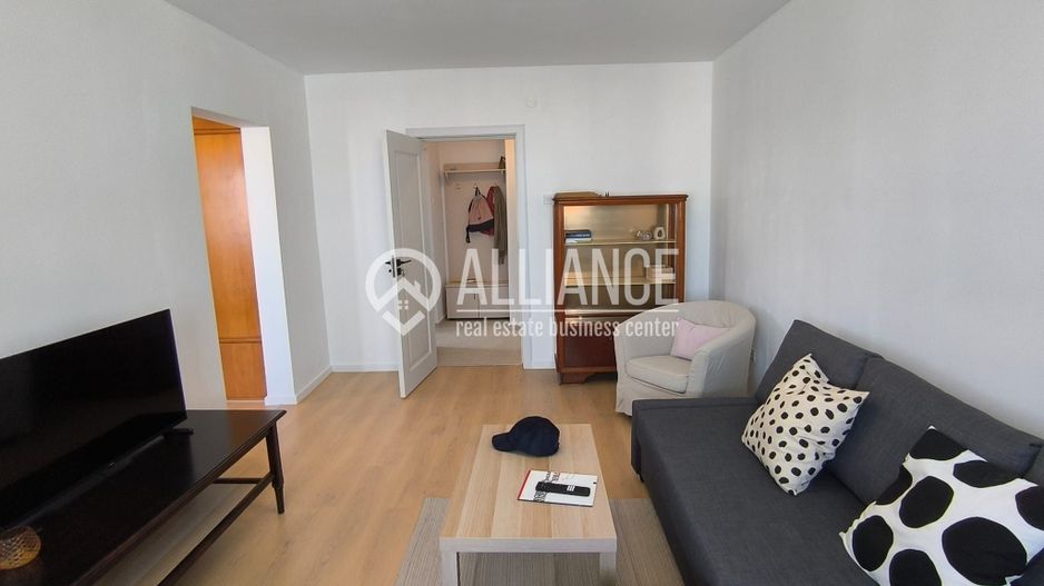 CENTRU TRAIAN(cod03)- 2 camere insorite si cu panorama catre port! - Poză 1