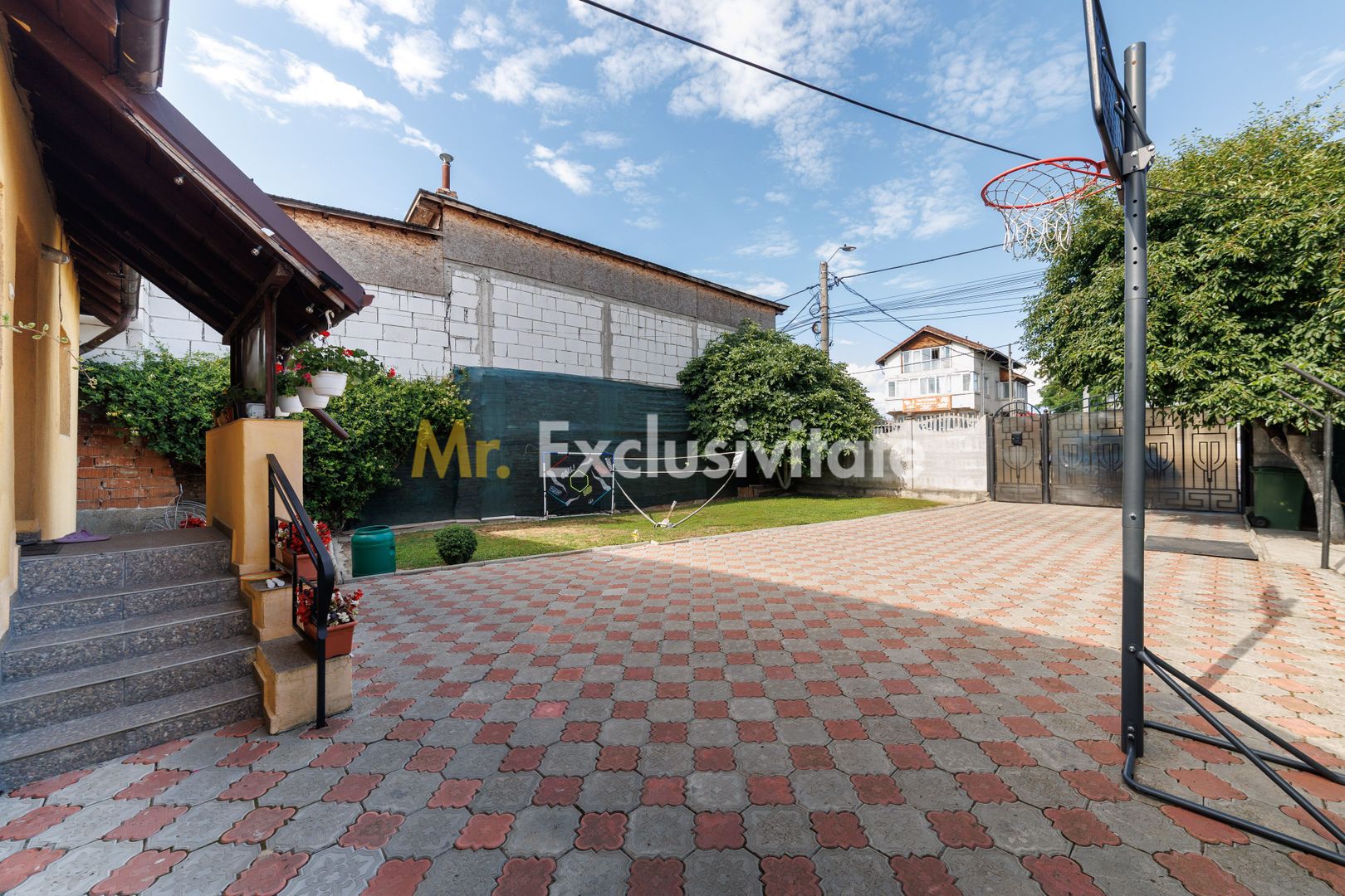 Casă cu teren de 634 mp și beci | Calea Câmpulung, Pitești - Poză 5