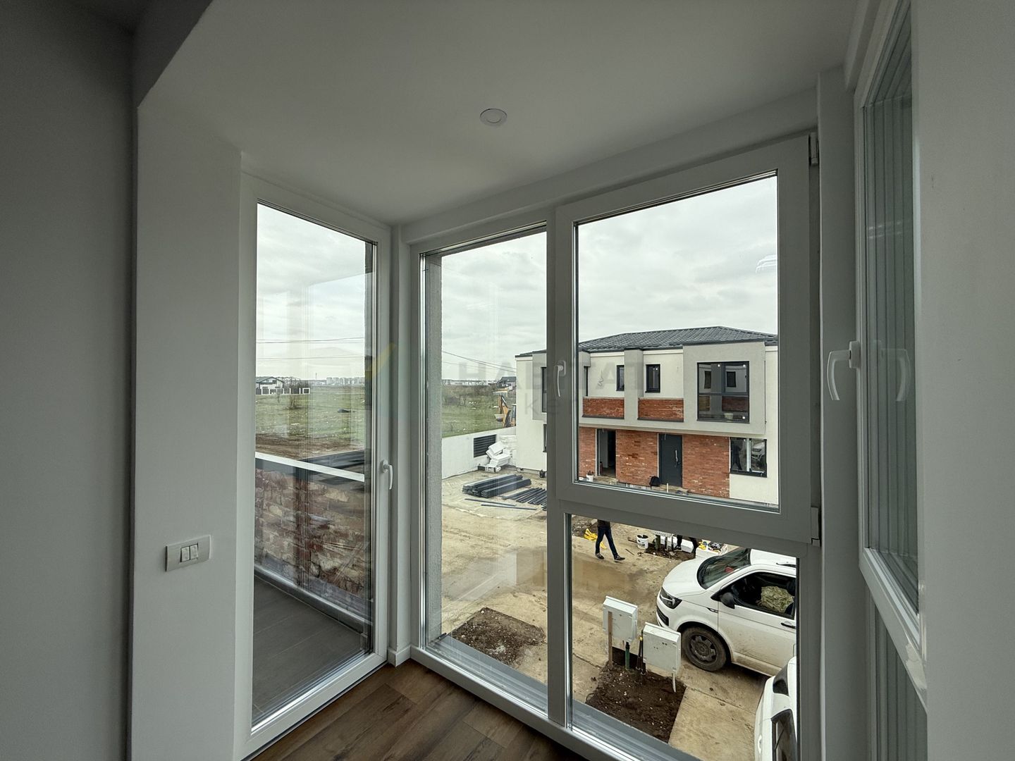 Vilă de închiriat în Tunari – 4 camere | curte proprie | disponibilă imediat - Poză 21